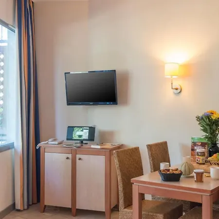 Apartment Le Rouret 2p4p Std