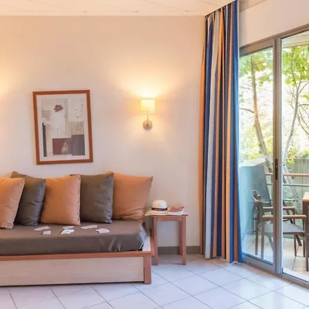 Le Rouret 2p4p Std Apartment