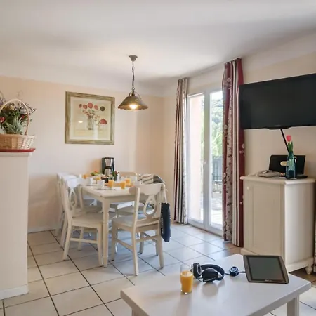 Apartment Le Rouret 2p4p Std Grospierres